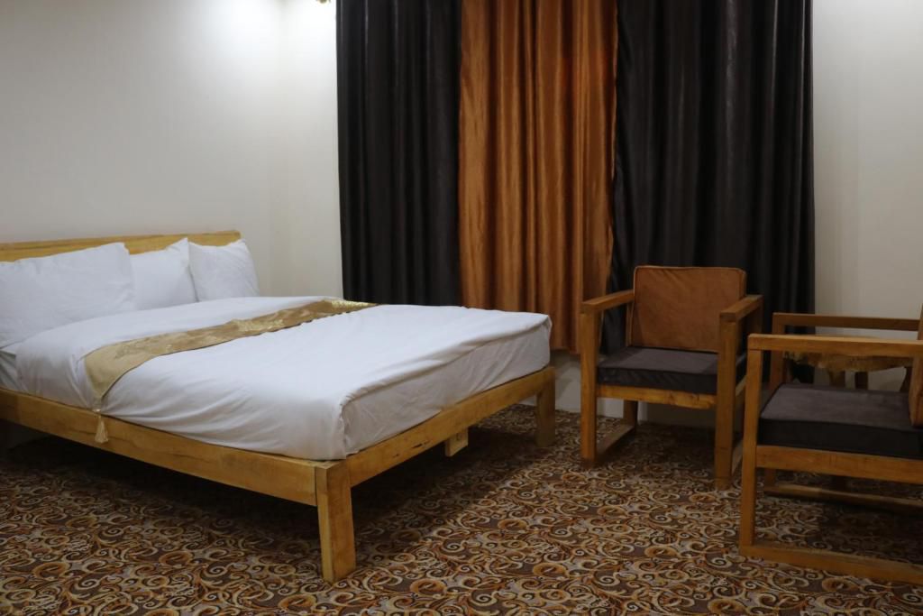 Deluxe double room at Cloud Rest Skardu